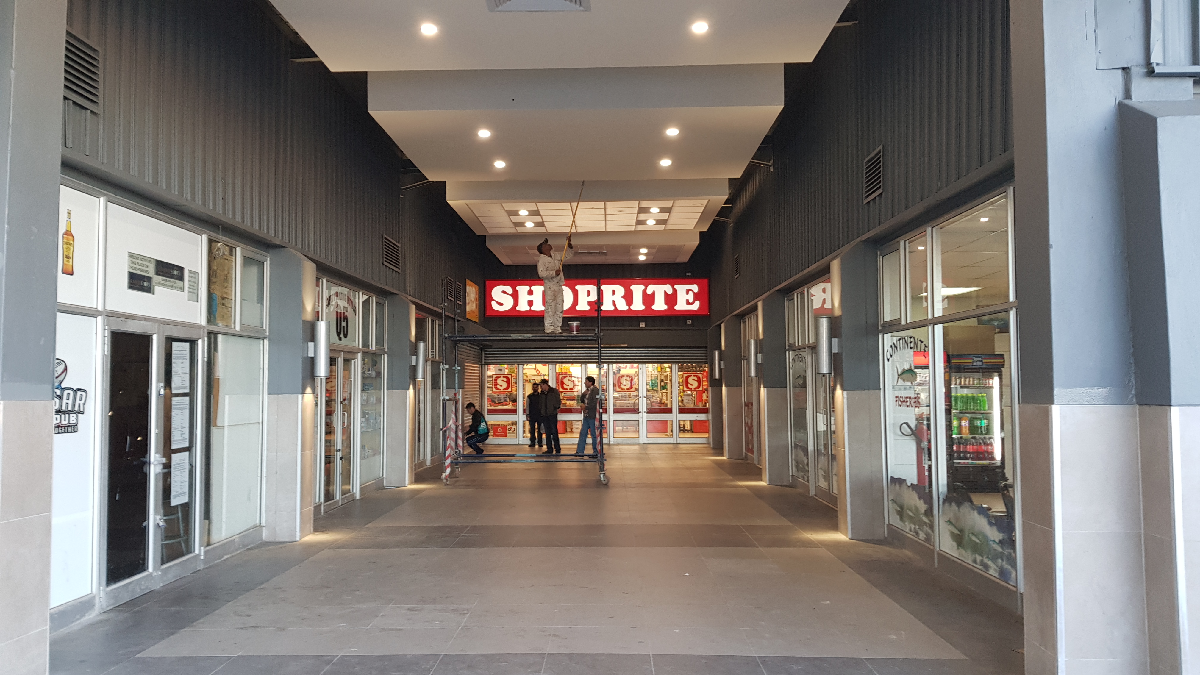 Macassar Retail Centre